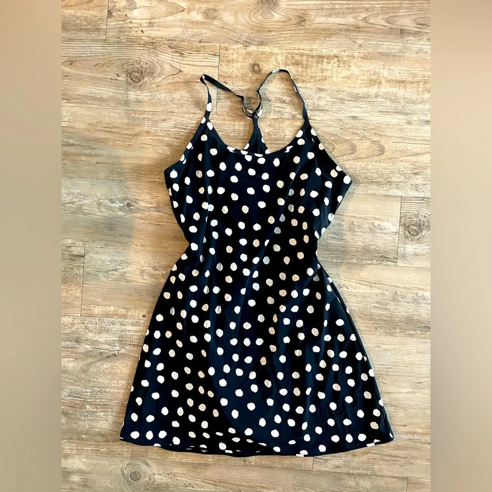 NWOT Outdoor Voices TechnSweat Move Free Dress Black & White Dot Pattern - Picture 1 of 5